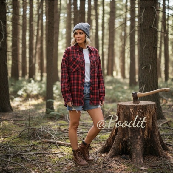 FANTASTIC FAWN Embellished red and black oversized flannel S M L - Picture 2 of 12